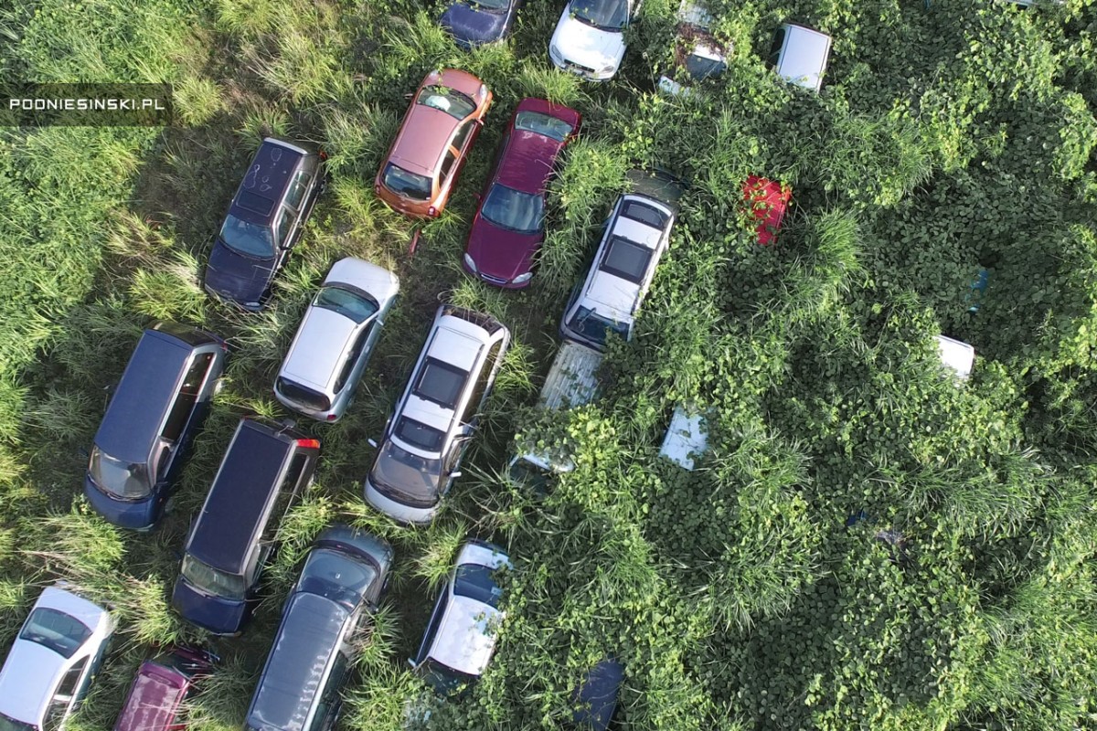 Coches abandonados en Fukushima