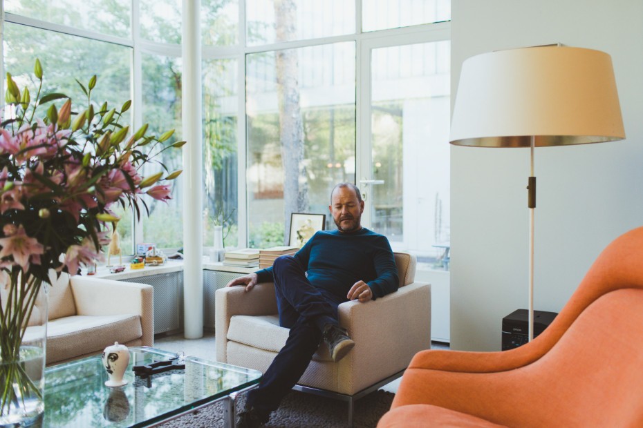 Detalle de la gasolinera transformada en casa