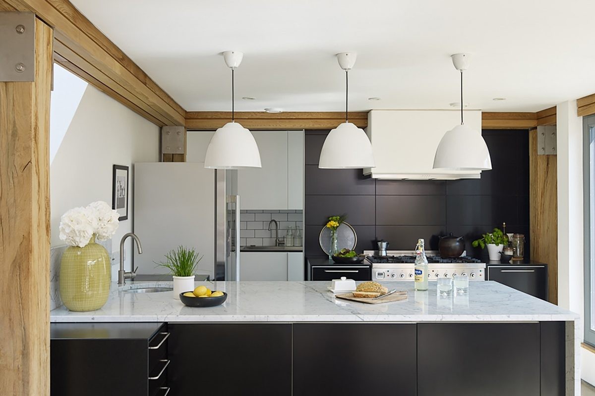 Interior de la casa reformada por el arquitecto Simon Shaw