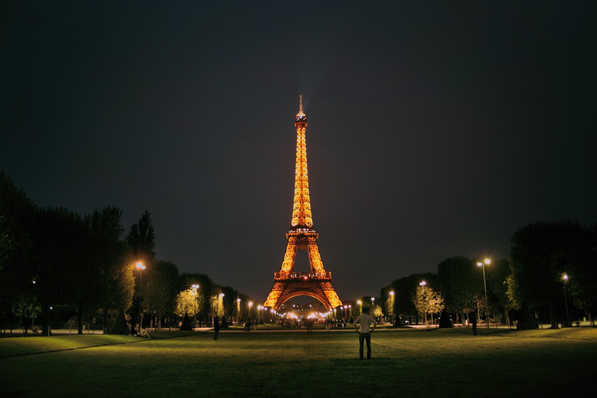 La Torre Eiffel iluminada