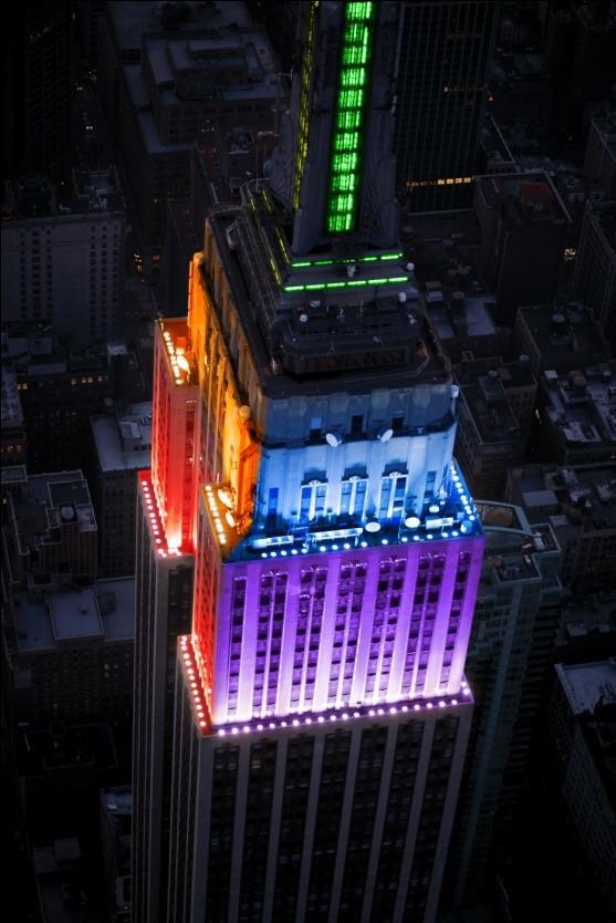 El Empire State Building iluminado 