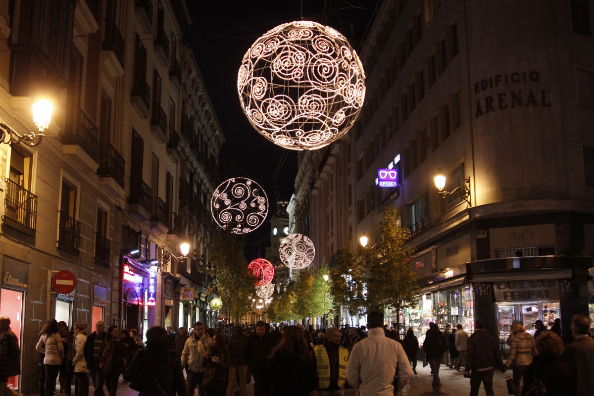 Alumbrado de Navidad en las calles de Madrid
