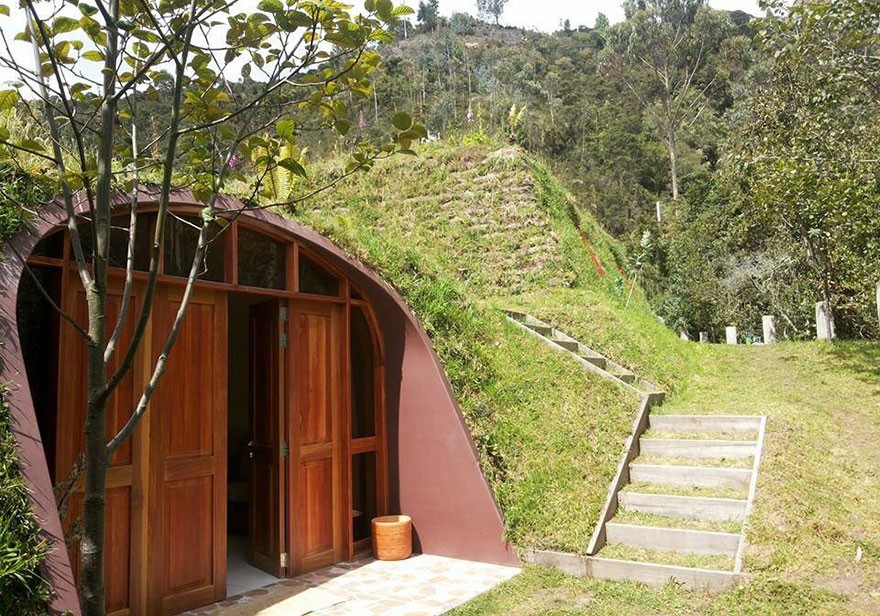 Entrada de la vivienda ecológica