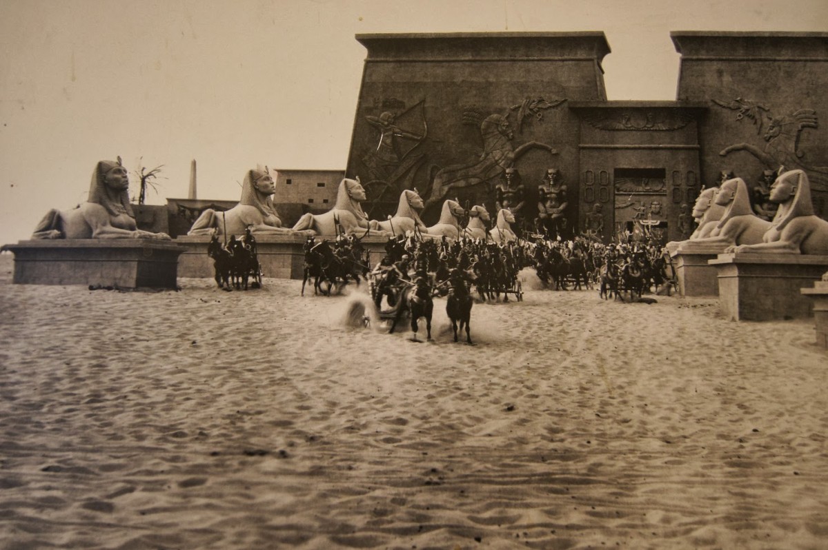 El templo del Faraón construido en los estudios de cine