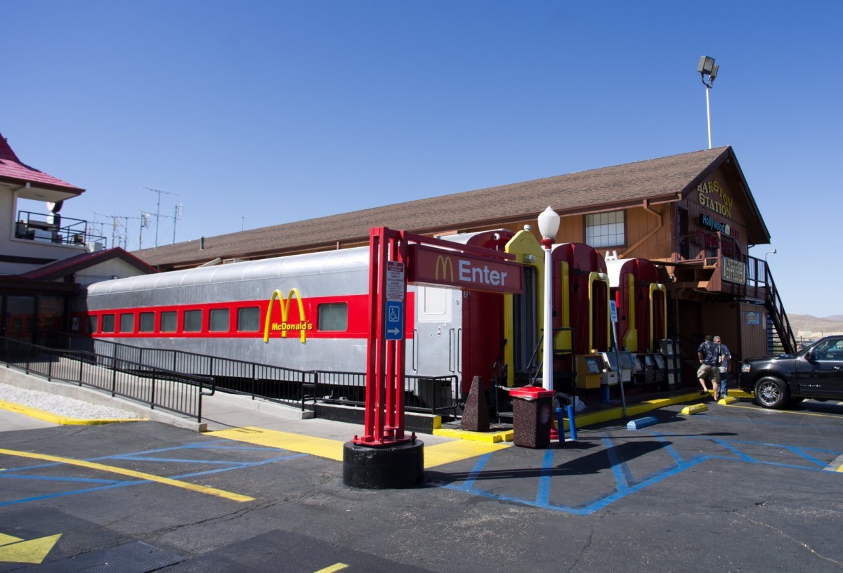 McDonald’s que no parecen un McDonald’s: los 10 ejemplos más extraños de ‘McArquitectura’
