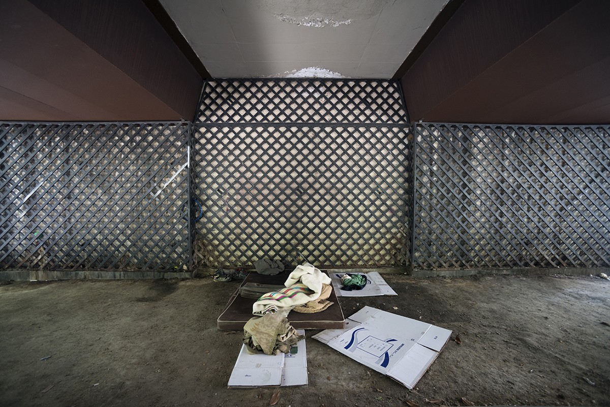 Uno de los lugares donde viven personas sin hogar en Madrid