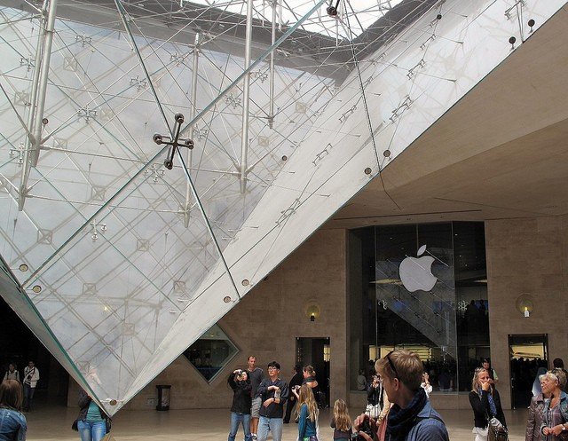 10 edificios históricos que Apple ha transformado en 'templos' de la tecnología