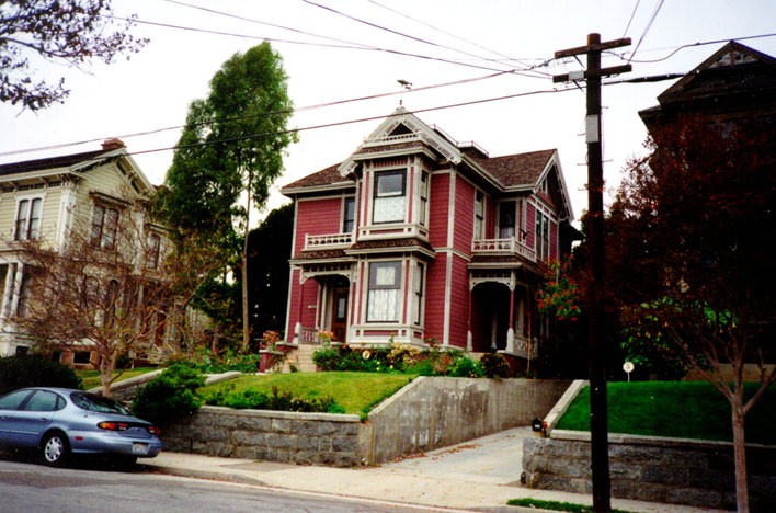 Las casas de Homeland, Los Simpson y otras series míticas tienen su versión real