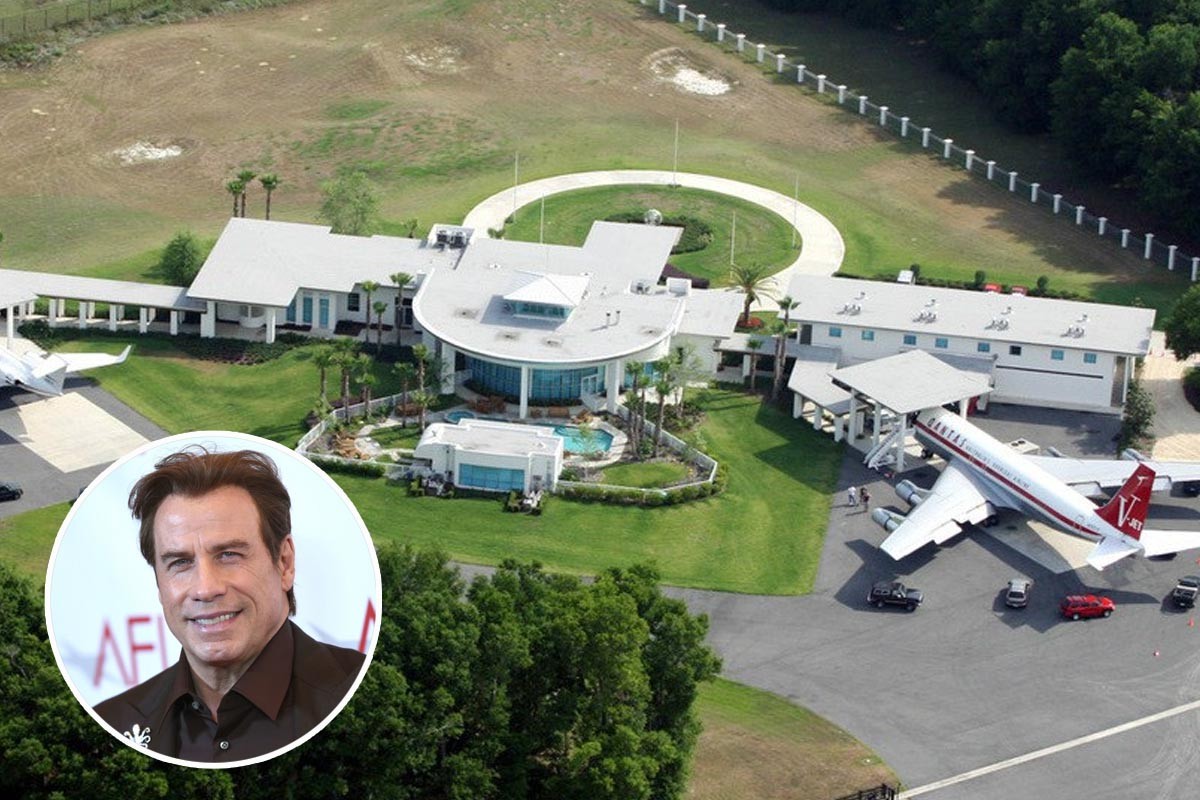 Pista de aterrizaje, cinco aviones y piscina: así es la casa de John Travolta en Florida