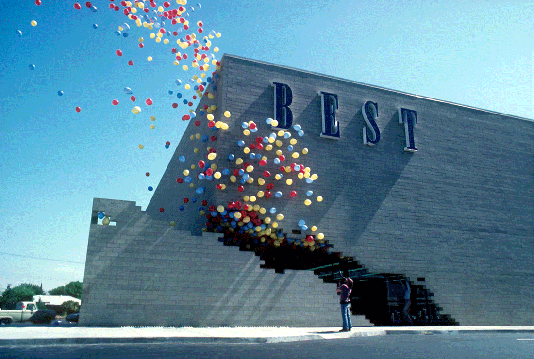 La historia de la cadena de tiendas con las fachadas más espectaculares y originales jamás vistas