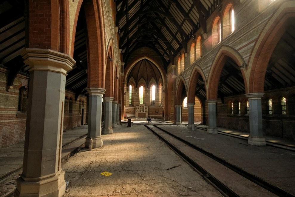 10 misteriosos lugares atrapados por su pasado