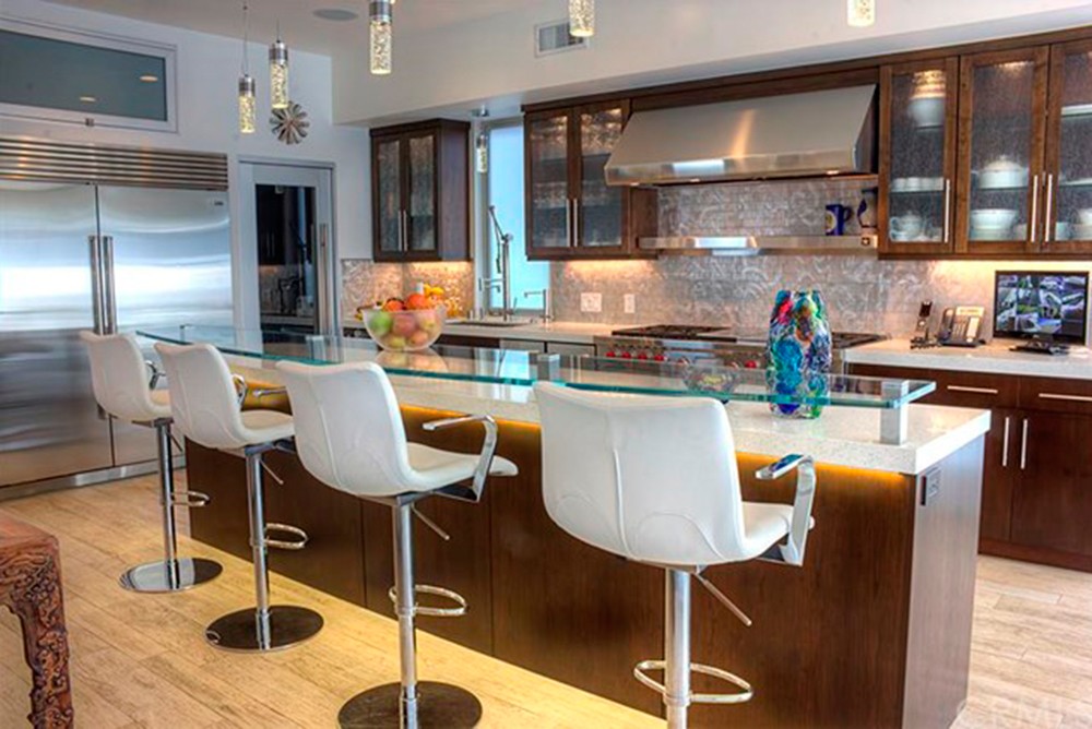 ice-cube-buys-house-in-marina-del-ray-ca-kitchen