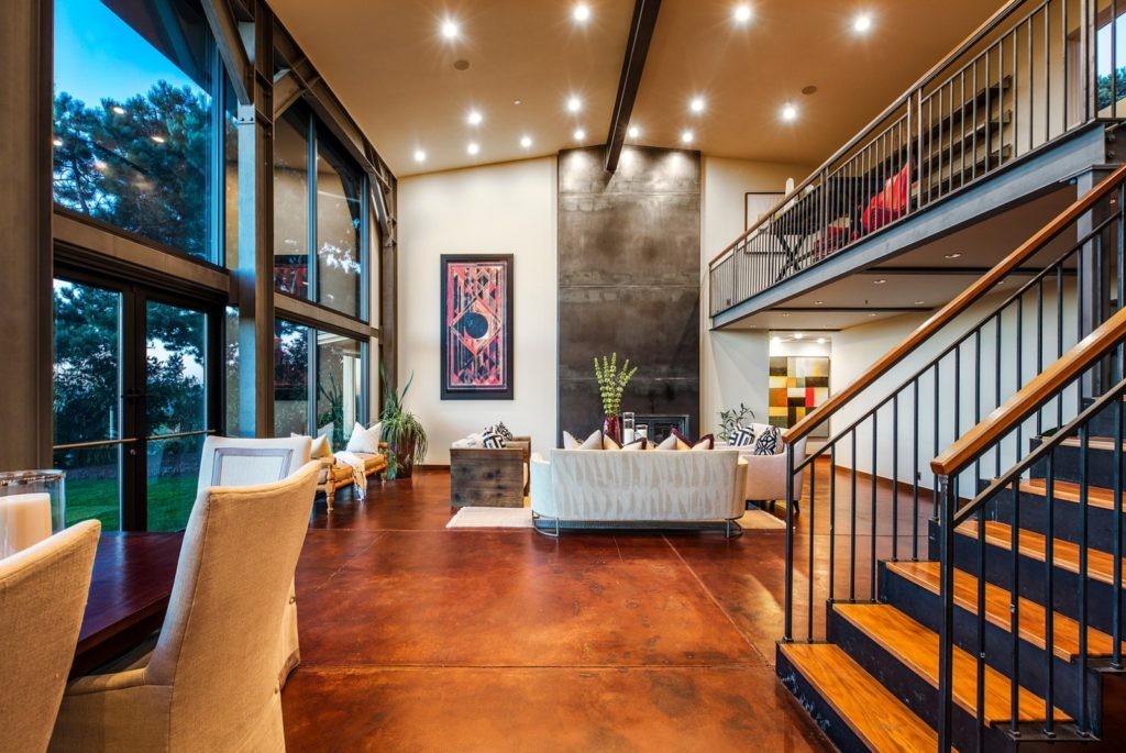 satya-nadellas-great-room-806276-1024x685