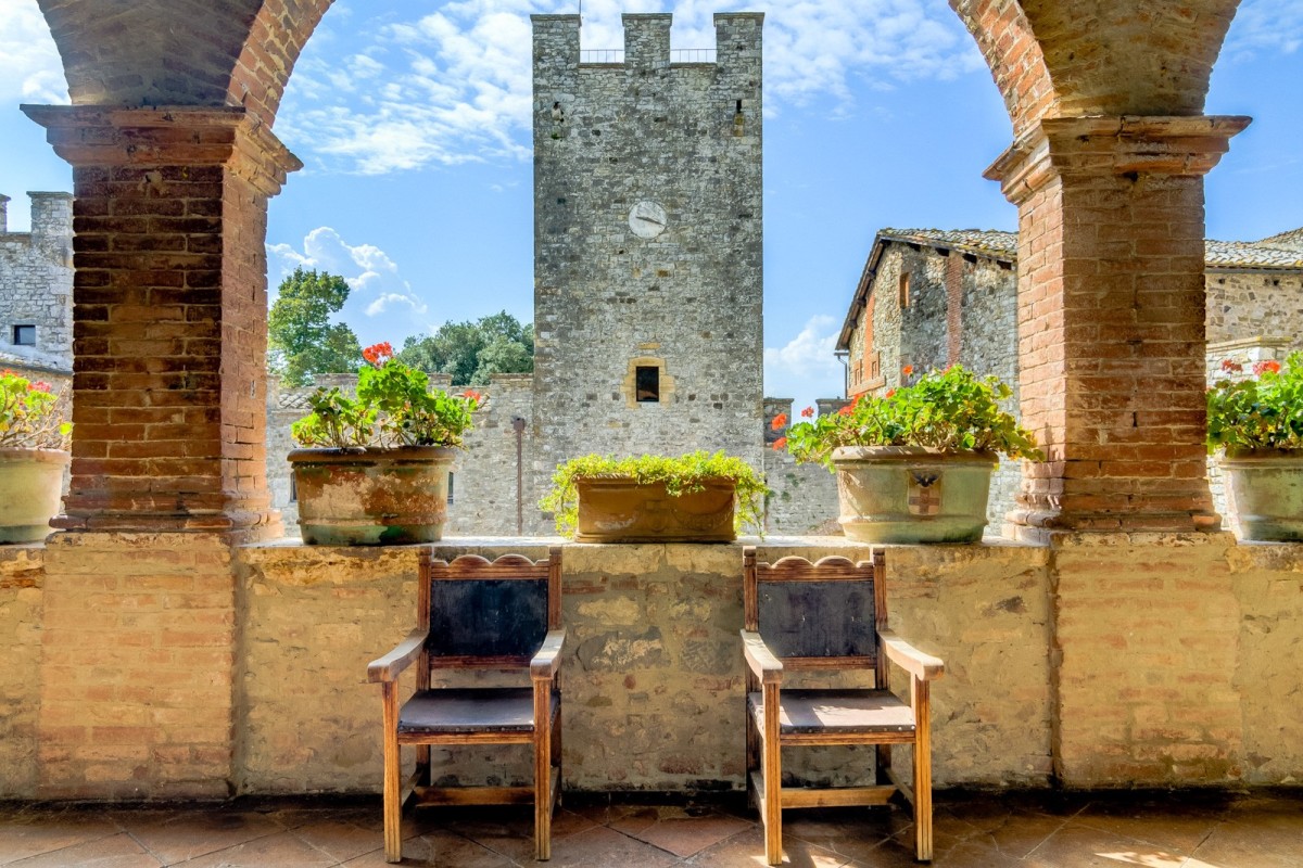 Los 7 castillos y palacios más 'top' a la venta en Europa (y uno está en Mallorca)