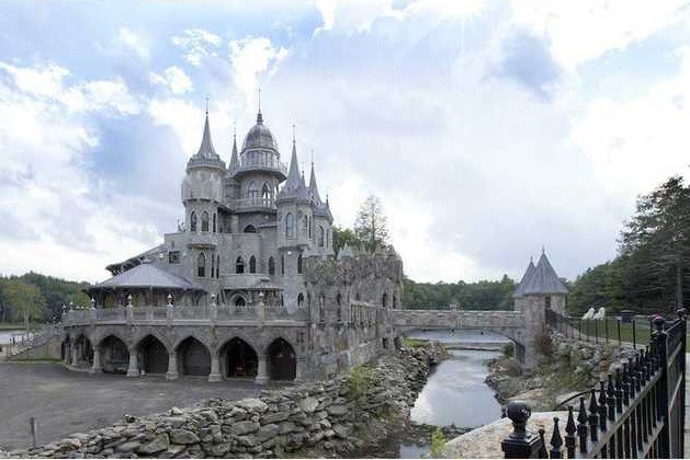 Los 7 castillos y palacios más 'top' a la venta en Europa (y uno está en Mallorca)