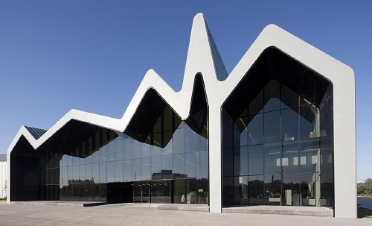 Arquitectura maléfica: 10 edificios que serían la guarida perfecta de un villano de película