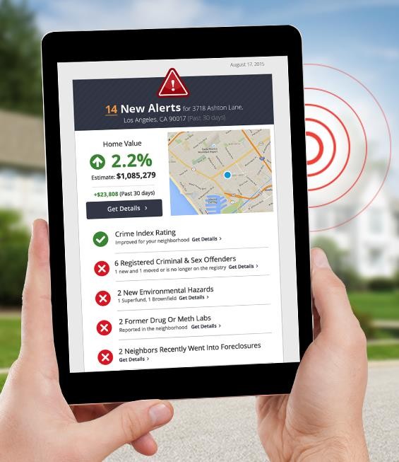 Seis apps para vigilar y controlar todo lo que pasa en tu casa desde la playa