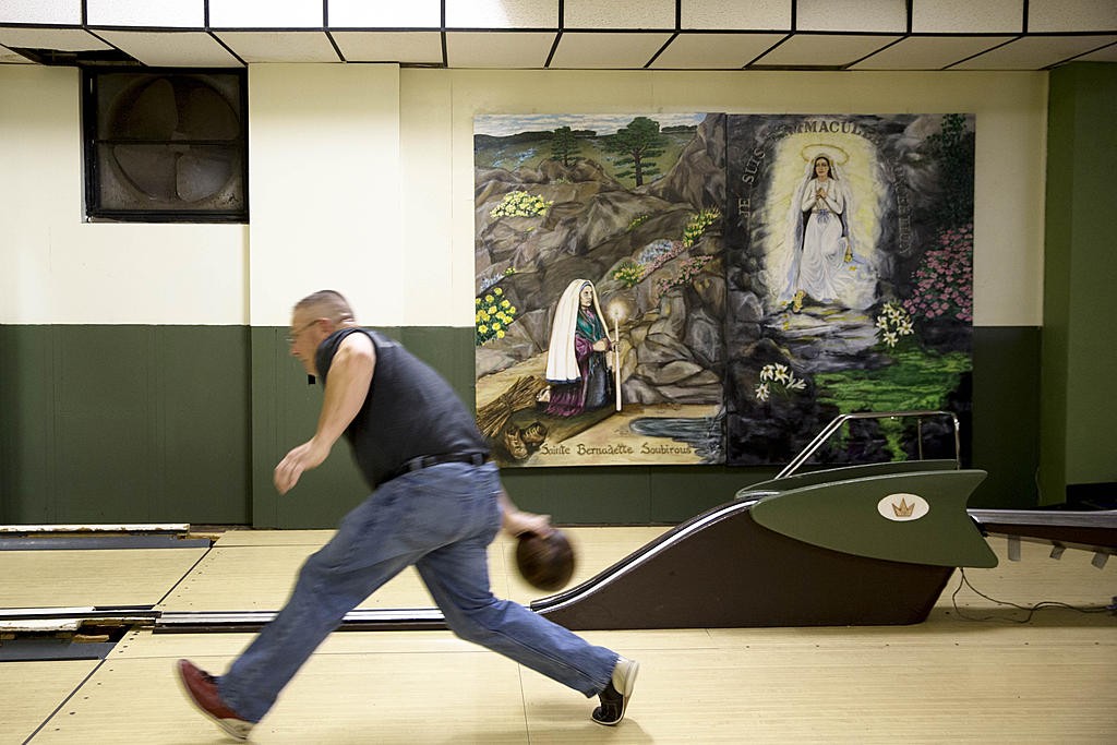 El secreto mejor guardado de las iglesias de EEUU: boleras escondidas en el sótano