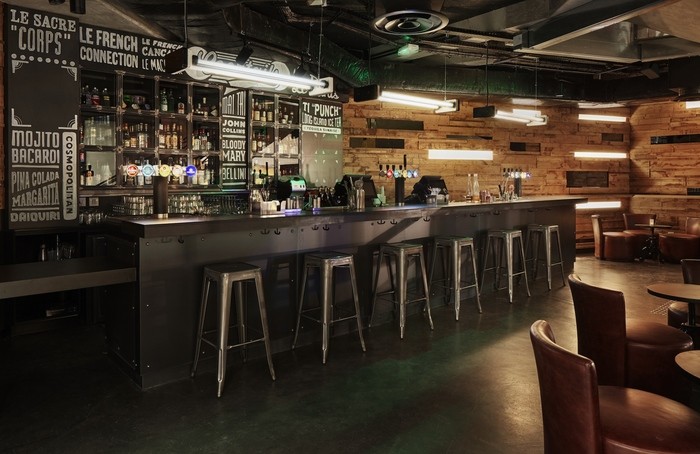 generator_paris_france