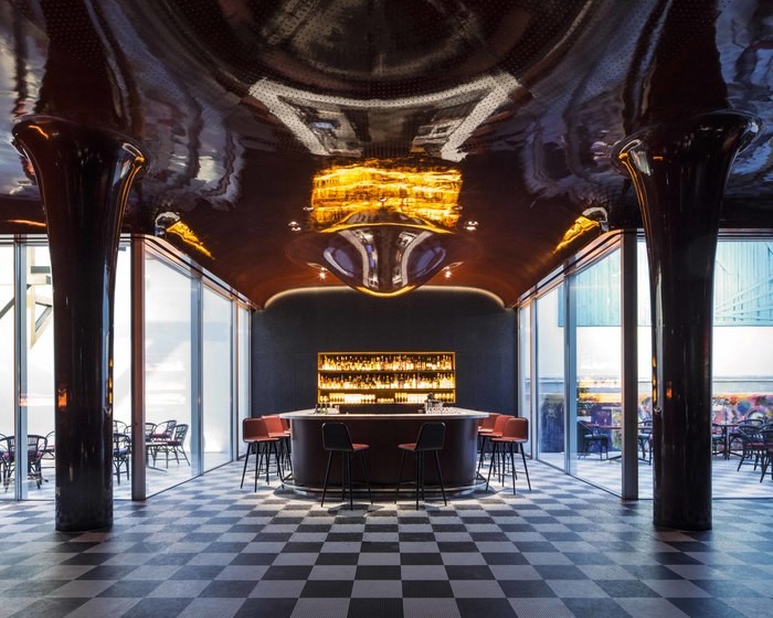 les_bains_paris_france