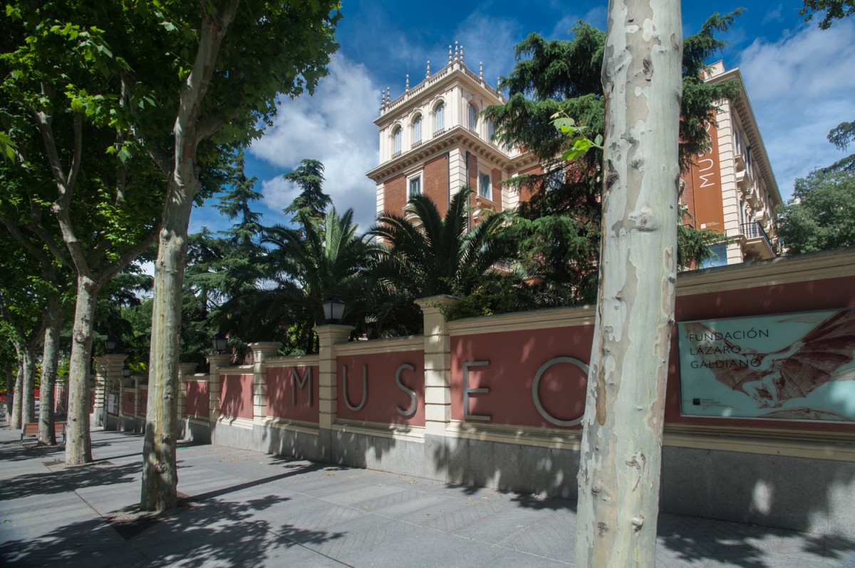museo_lazaro_galdiano_vista_exterior_desde_calle_serranoc_james_tye