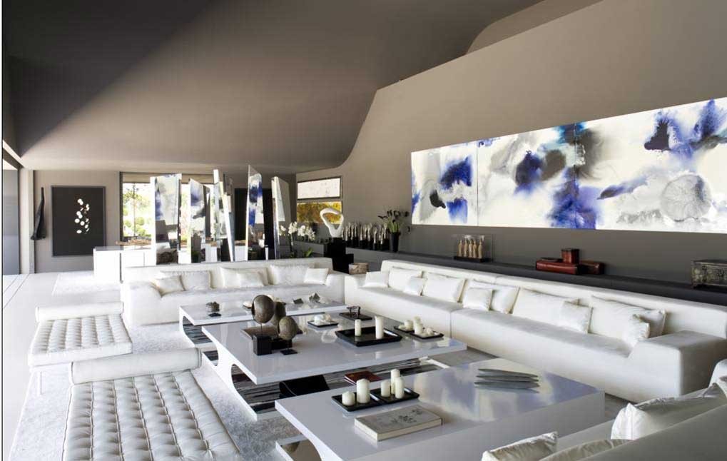 Así es la vida en La Finca, el pinar que nadie quería y se convirtió en la urbanización más segura de Europa