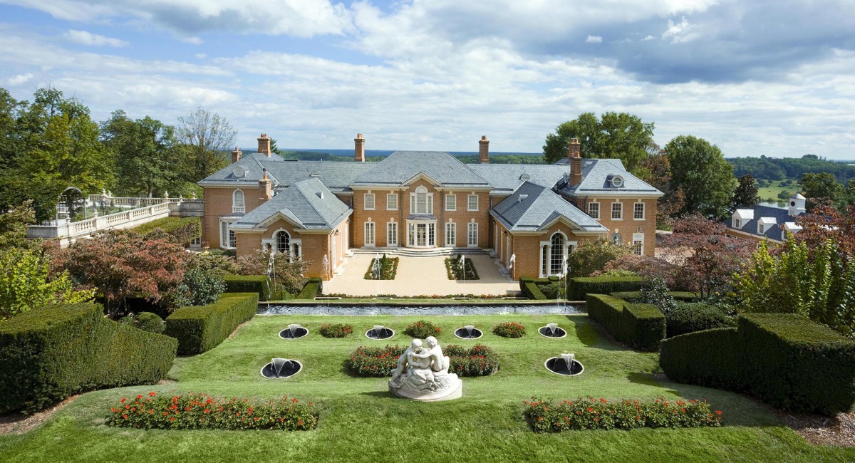 Cuando mudarse a la Casa Blanca es un marrón: los 5 ‘casoplones’ en los que vive Donald Trump