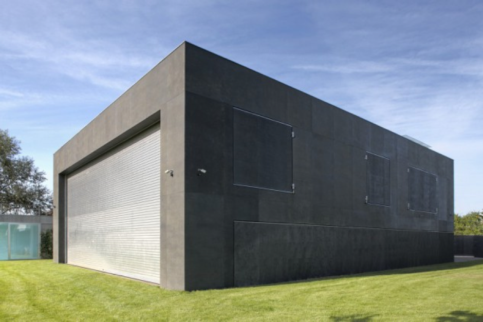 Una casa que se transforma en fortaleza 10+1 insólitas ideas para proteger tu casa de los mirones