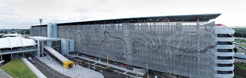 Aparcamiento del aeropuerto de Brisbane, Australia. Ned Kahn