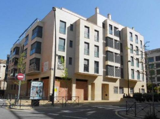 Cajamar adelanta sus rebajas y pone en venta 2.500 viviendas con descuentos de hasta el 30%