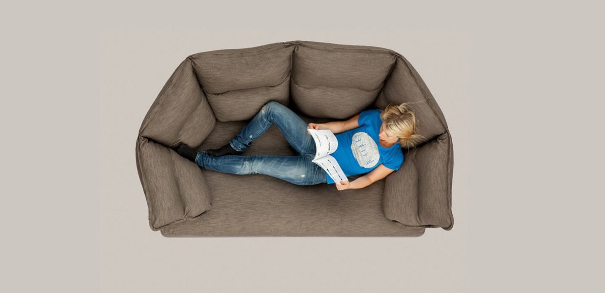 Muebles para vagos: 12+1 ejemplos de sillones y camas de los que te costará levantarte