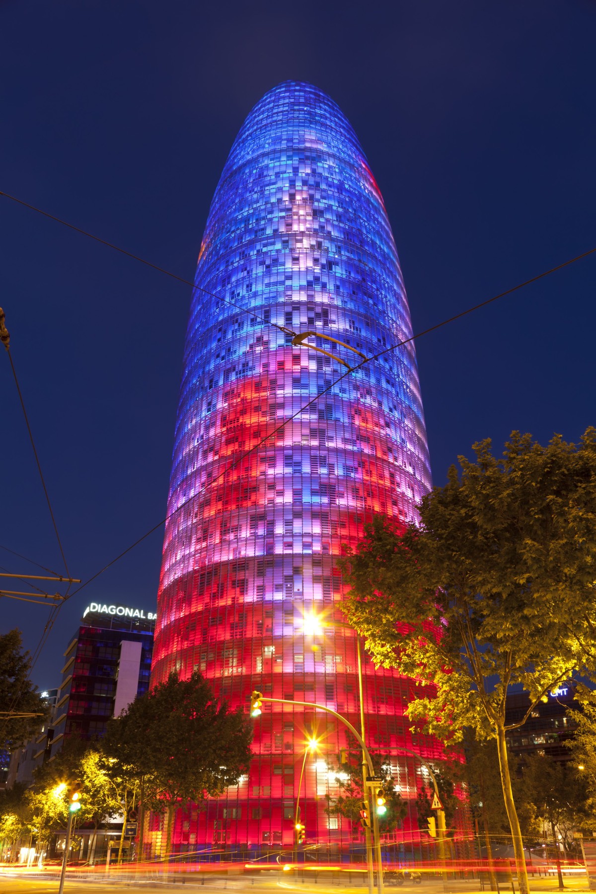 Merlin Properties compra la Torre Agbar por 142 millones de euros
