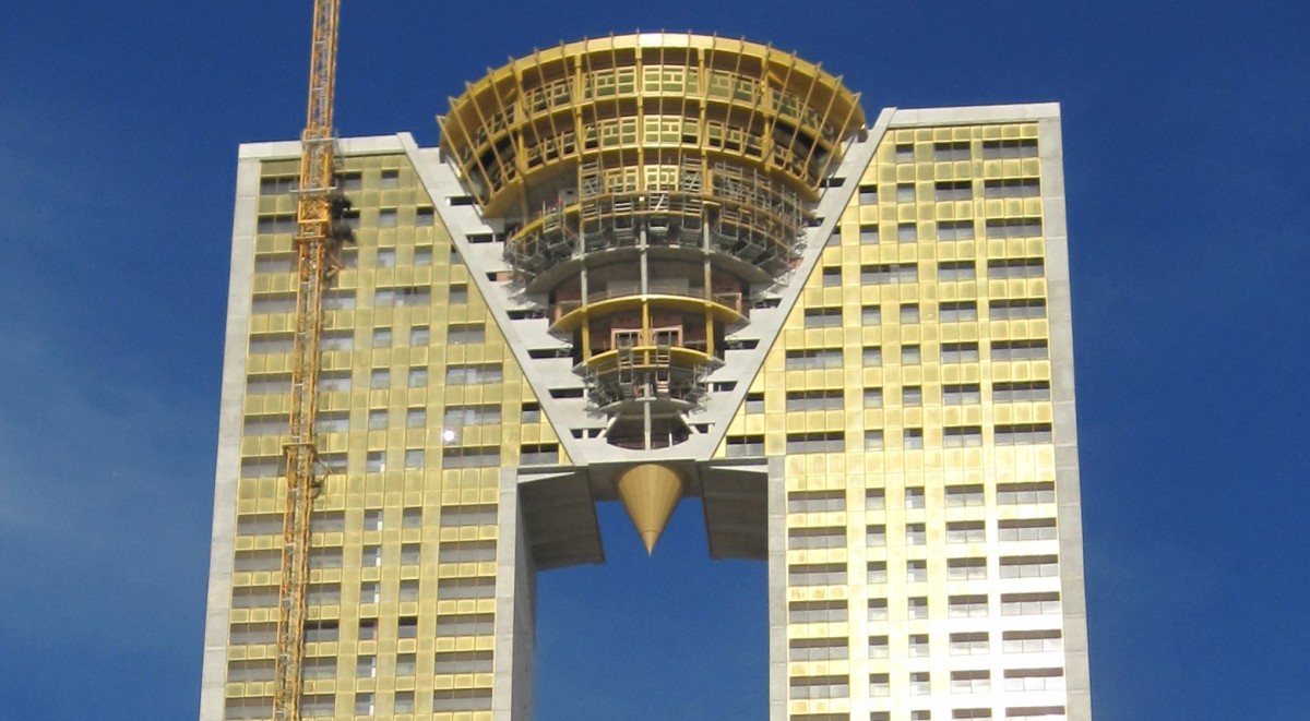 Sareb está más cerca de adjudicarse el rascacielos InTempo de Benidorm