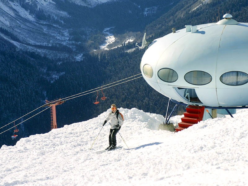 El misterio de las casas con forma de platillo volante
