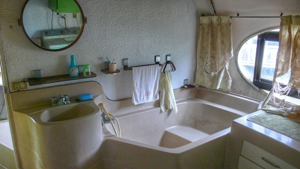 El misterio de las casas con forma de platillo volante