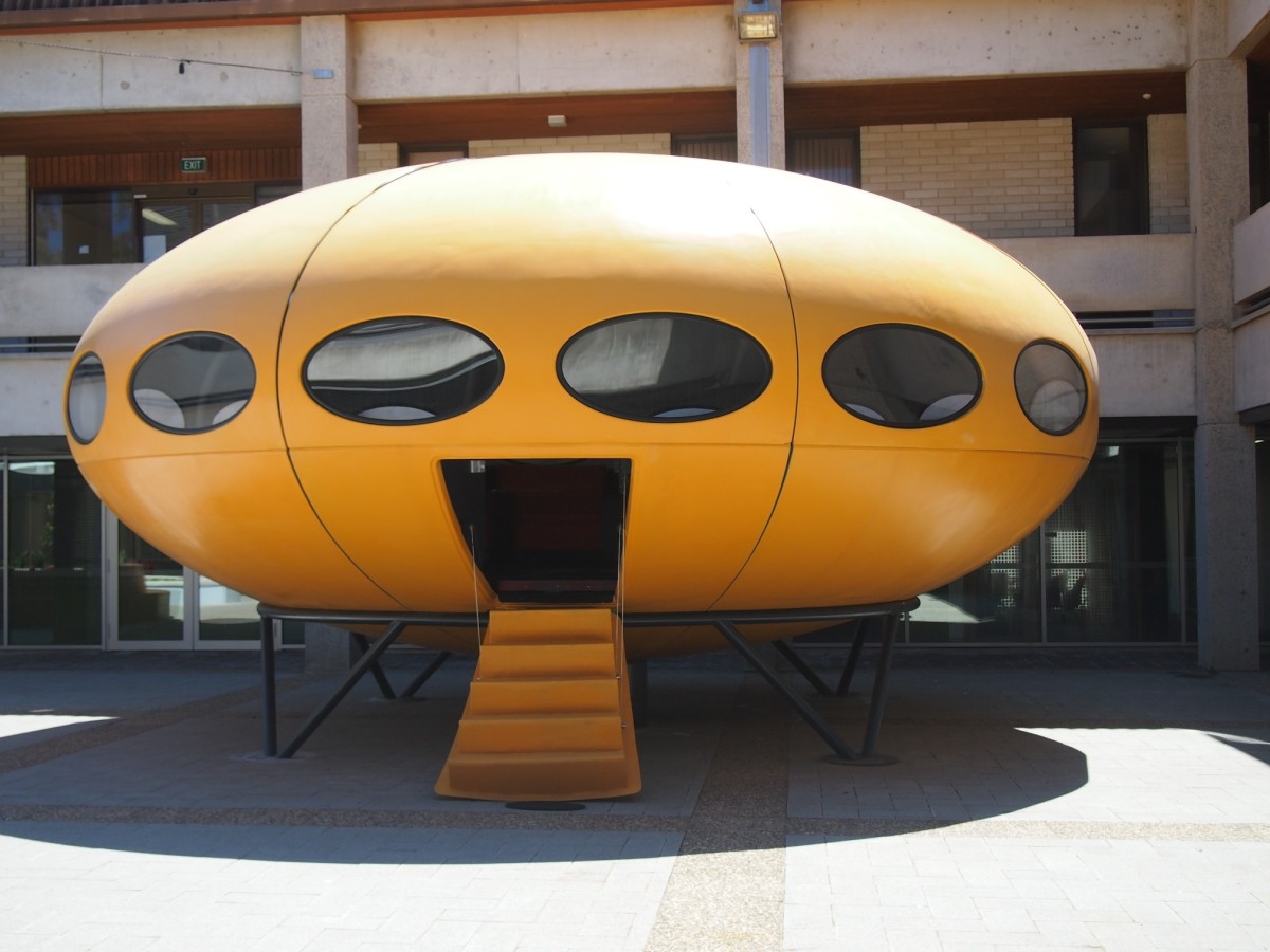 El misterio de las casas con forma de platillo volante