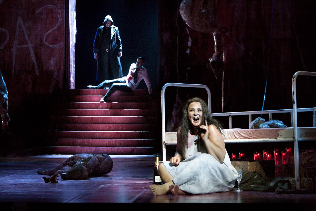 'Elektra' de Richard Strauss, en el Teatro di San Carlo de Nápoles 'Elektra' de Richard Strauss, en el Teatro di San Carlo de Nápoles