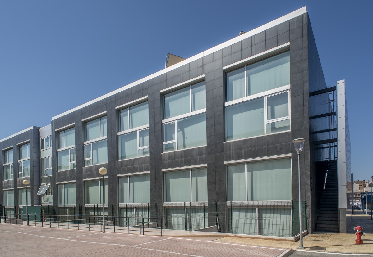 Sareb ofrece unos 400 activos terciarios en alquiler para pymes, autónomos y emprendedores 