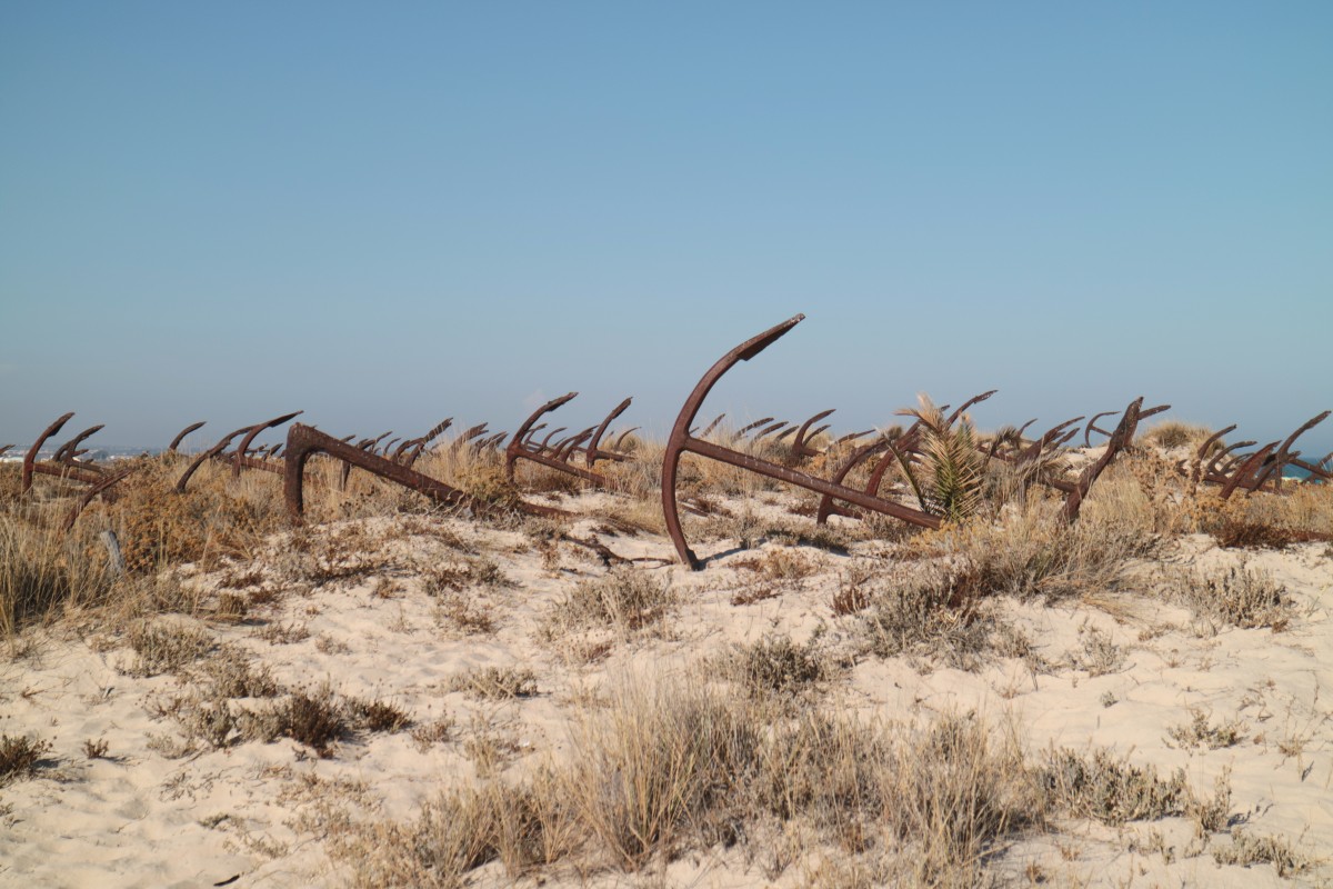 Cementerios de anclas en Tavira (Portugal). Flickr/Barbara Franco