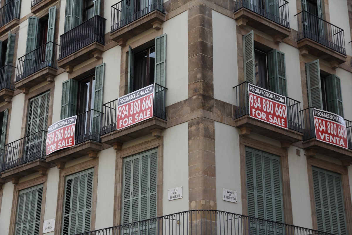 Barcelona recurre al BEI para cumplir su promesa de 10.000 viviendas sociales