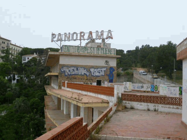 A subasta el legado inmobiliario de los misteriosos hermanos Anlló, que murieron solos y sin familia