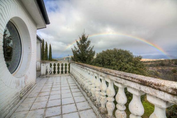 El chalet de Manuel Moix en la Sierra de Madrid, a la venta en idealista por 570.000 euros