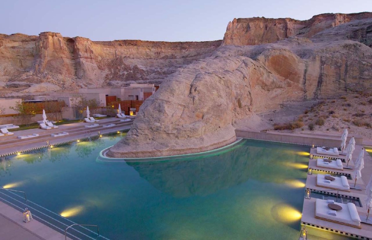Hoteles con encanto: esta espectacular piscina es una buena razón para perderse en el desierto