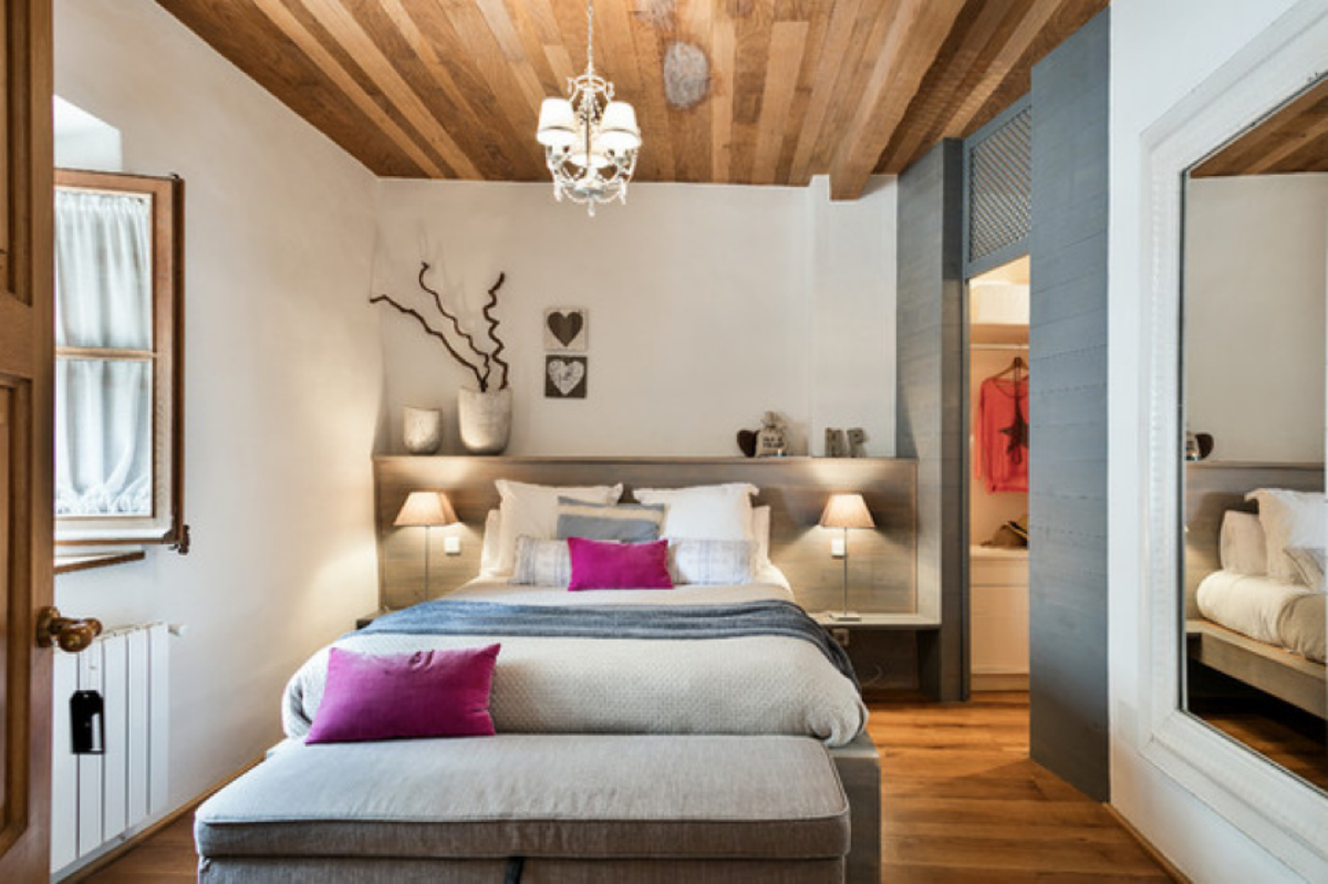 armario sin puertas  Small apartment bedrooms, Small room design