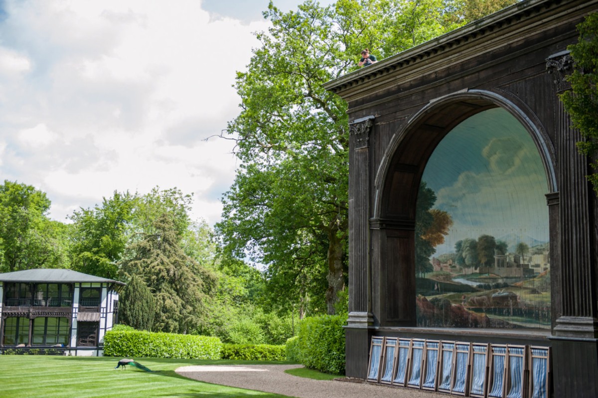 end_of_the_road_-_larmer_tree_gardens_