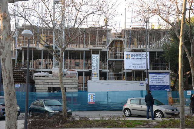 Los ‘trabajos’ inmobiliarios pendientes de Manuela Carmena: ni construye ni deja construir