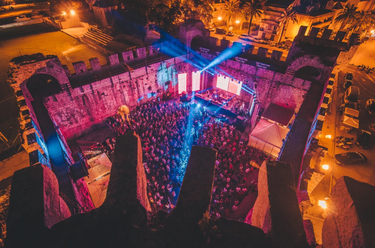 moondance_-_fortaleza_kamerlengo_