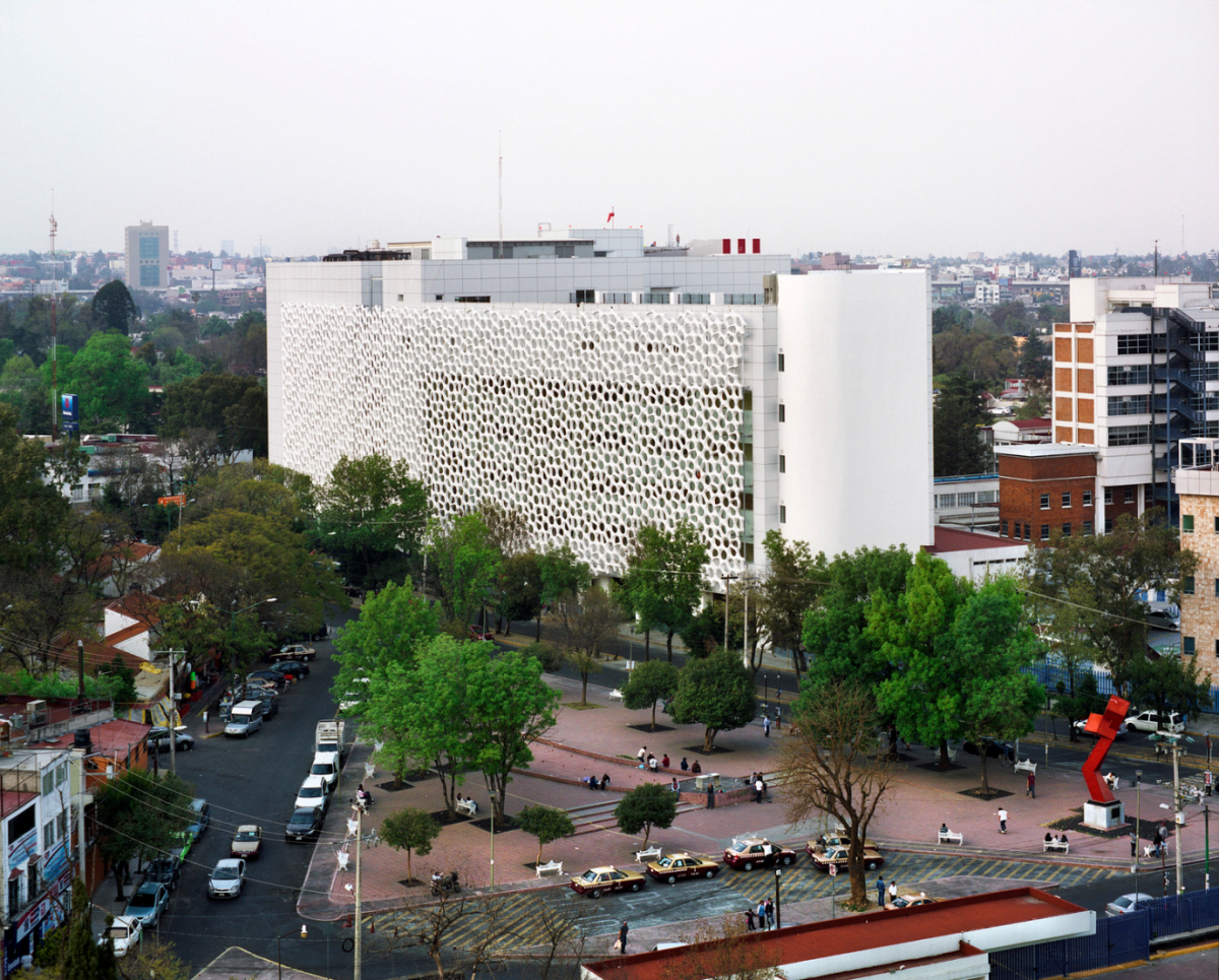 Musgos inteligentes o paredes que se 'comen' la polución: ideas para limpiar el aire de las ciudades
