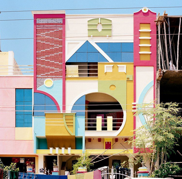 Rosa ‘millennial’ y arcoiris: a qué se debe la pasión de Instagram por los edificios cursis