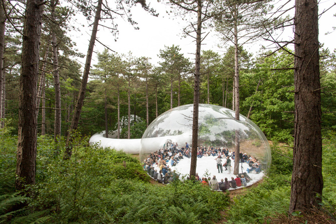 De una discoteca a una vivienda: 10 edificios hinchables que te dejarán sin aire